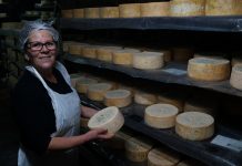 Vega de Tordín, seis generaciones de maestros queseros