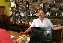 La emprendedora Isabel Álvarez Rodríguez, de San Antolín de Ibias, I Premio Mujer Rural de 2018 de READER