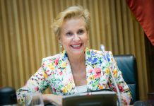 Carmen Quintanilla pide más protagonismo social para las personas de edad en el Senado