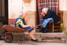 FADEMUR reivindica los diez derechos de la población mayor rural