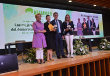 Lucía Velasco reconocida por Afammer en los Premios Compromiso con la igualdad en el medio rural