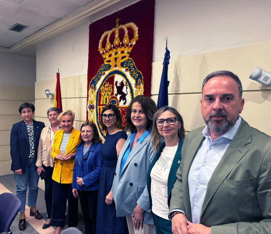 Carmen Quintanilla comparece en el Senado para impulsar la conciliación y la corresponsabilidad de las familias rurales