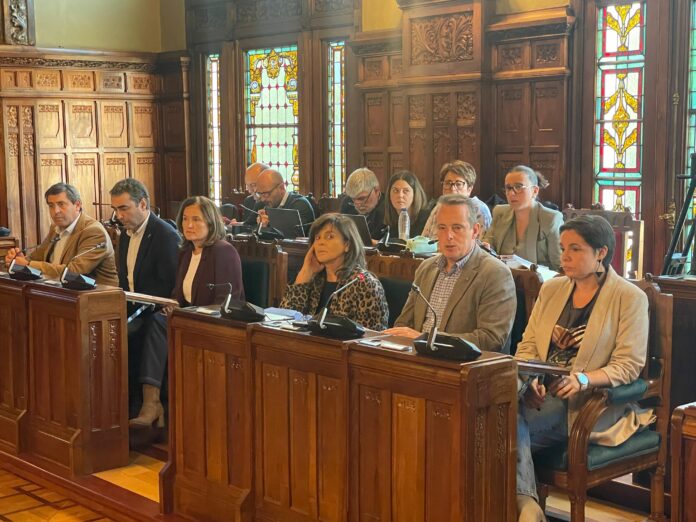 2025_10_27 Consejero Medio Rural comparecencia Junta Mujer Medio Rural (3)