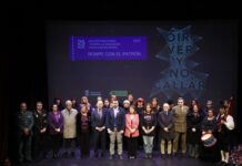 “Tenemos que hacer de Asturias una sociedad coraje contra el machismo. Ver, oír y no callar”, subraya Barbón en el acto del Día Internacional de la Eliminación de la Violencia contra las Mujeres